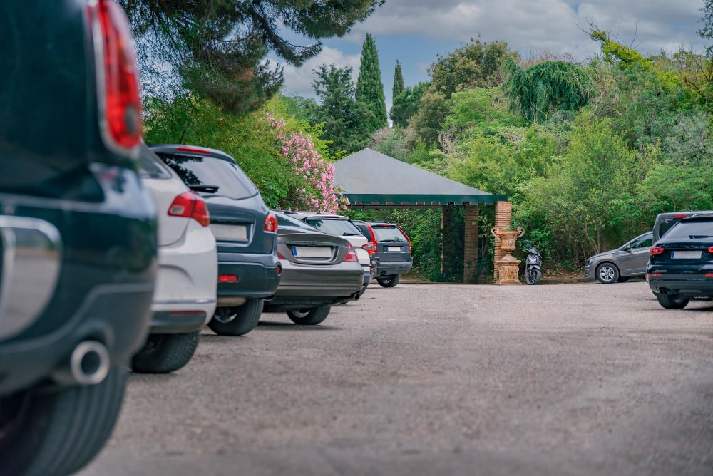 Car Dealership